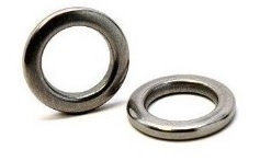 Anellini Owner Hooks Solid Ring #5 150 lb 70 kg Model No. 5195-506 (