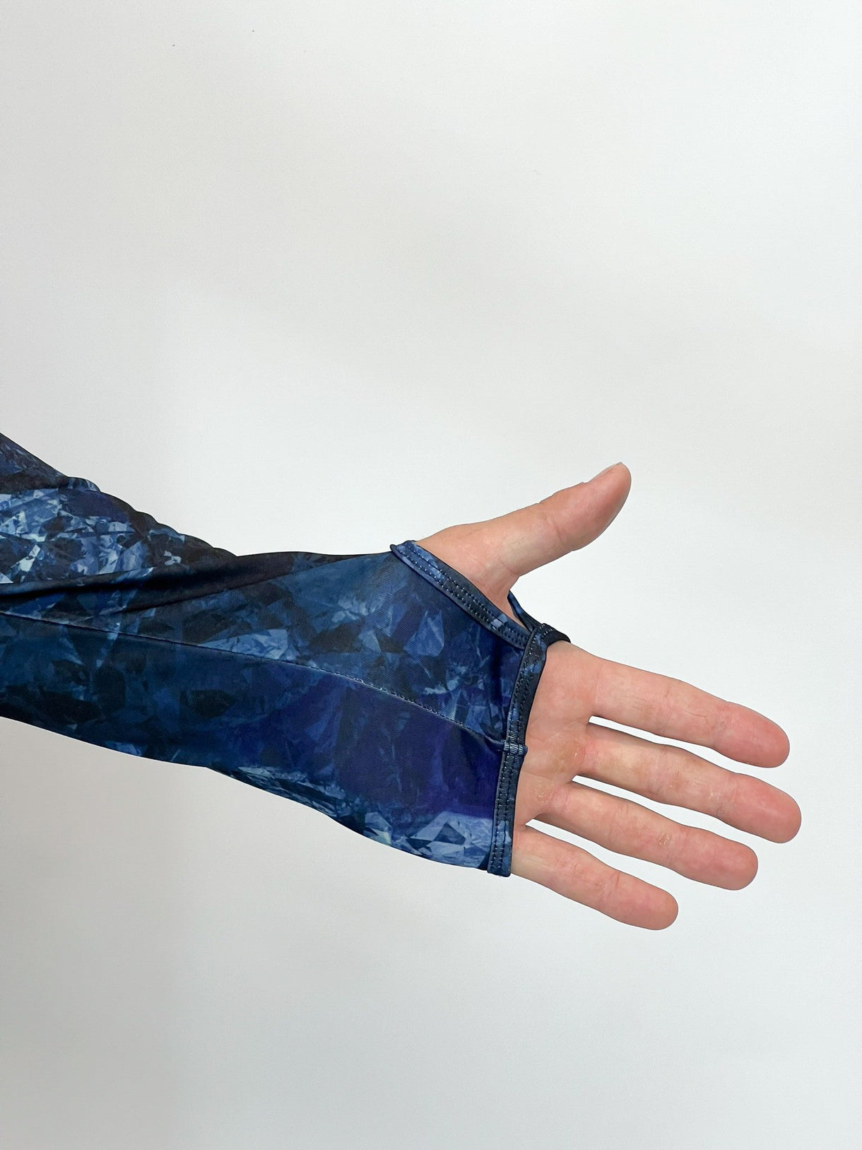 Maglia con Cappuccio Anti-UV Outwater Guerilla col. Dark Blue
