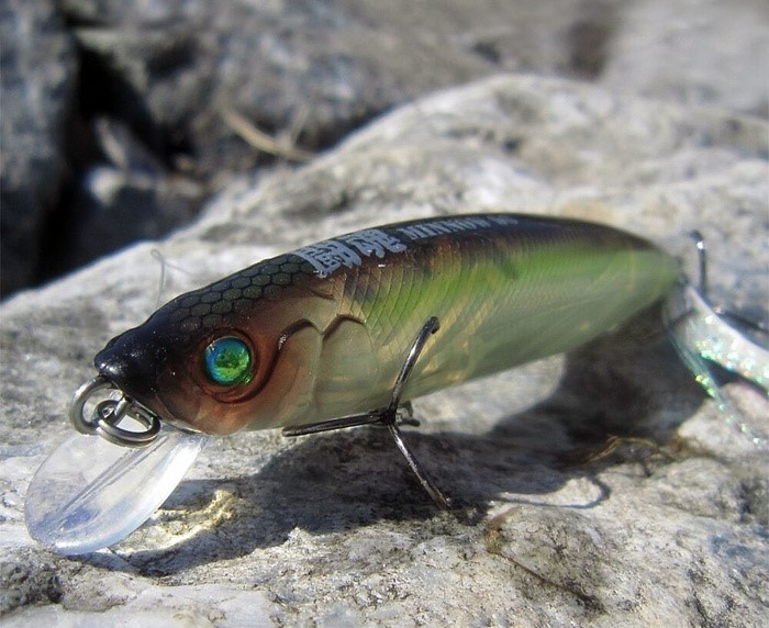 Jerkbait Damiki Tokon Minnow 90 SF