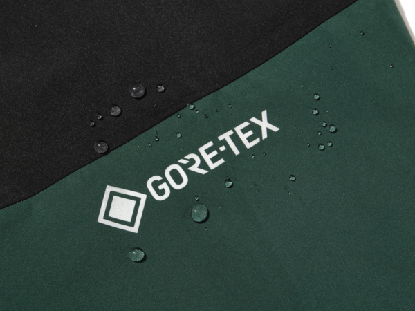 Completo Antipioggia Daiwa GORE-TEX Versatile Rainsuit DR-1926E