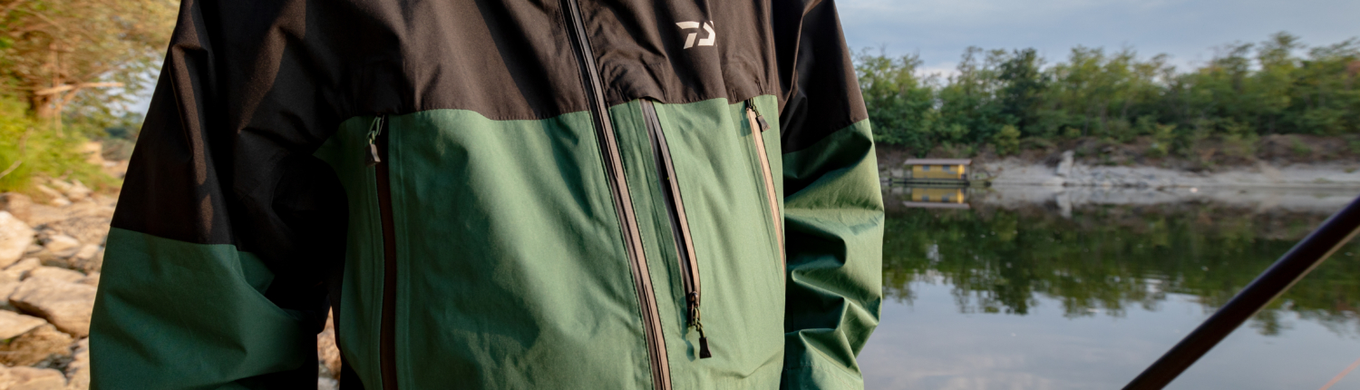 Completo Antipioggia Daiwa GORE-TEX Versatile Rainsuit DR-1926E