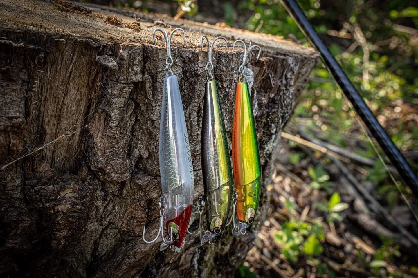 Jerkbait Shimano Exsence Shallow Assassin 99F