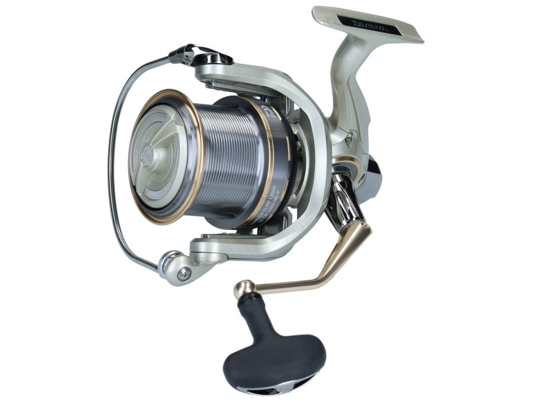 Mulinello Daiwa Emblem Surf Light 35CW QD-P